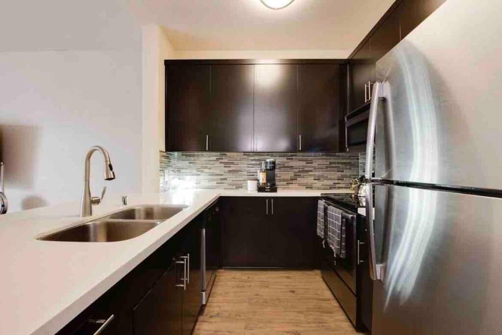 The Nest A Spacious 1 Bedroom Apartment With A Pool View Los Angeles Dış mekan fotoğraf
